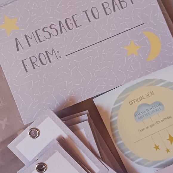 C.R GIBSON BABY TIME CAPSULE - Picture 9 of 9